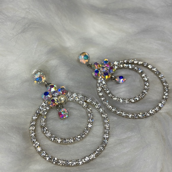 Rhinestone circle earrings - Picture 2 of 5